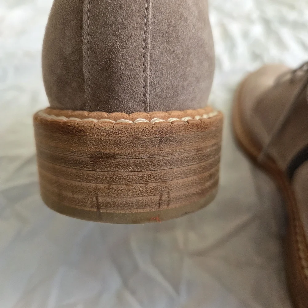 Vince Women's Cabria Suede Lace Up Ankle Boot Almond Toe Sz 7.5 - Picture 6 of 13